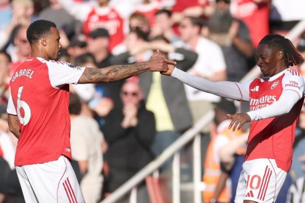 Arsenal Back on Top! Eze’s Stunning Goal Sends Brutal Title Warning to Man City