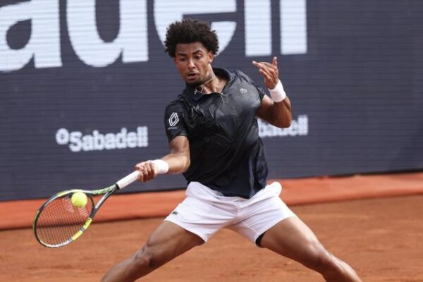 Arthur Fils Reaches Barcelona Final After Comeback Win