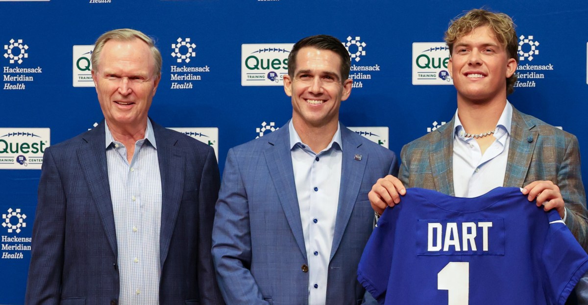Giants Finalize Jaxson Dart Trade; Texans Use 2026 Pick