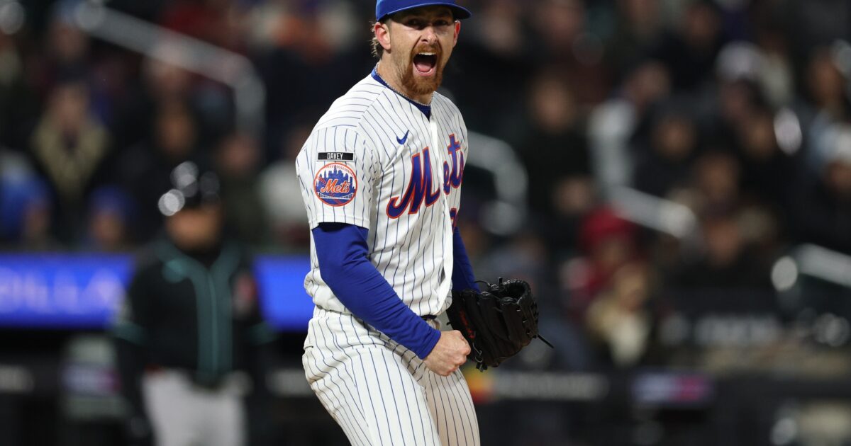 Rockies and Mets Face Off in Sunday Doubleheader