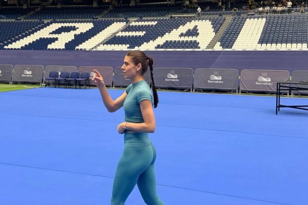 Sorana Cîrstea Trains at Bernabeu Ahead of Match with Coco Gauff