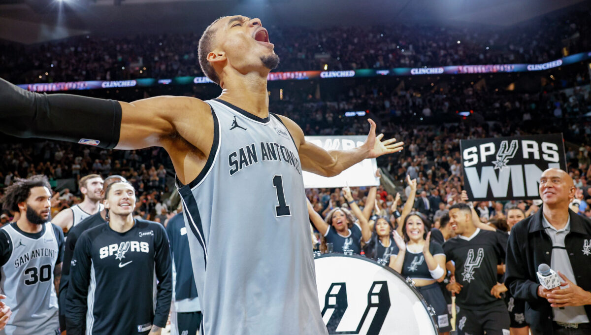 Spurs Embrace Unreasonable Playoff Hopes, Defy Logic