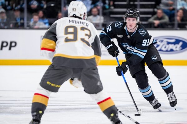 Utah Mammoth Face Vegas Golden Knights in Historic First Playoff Series