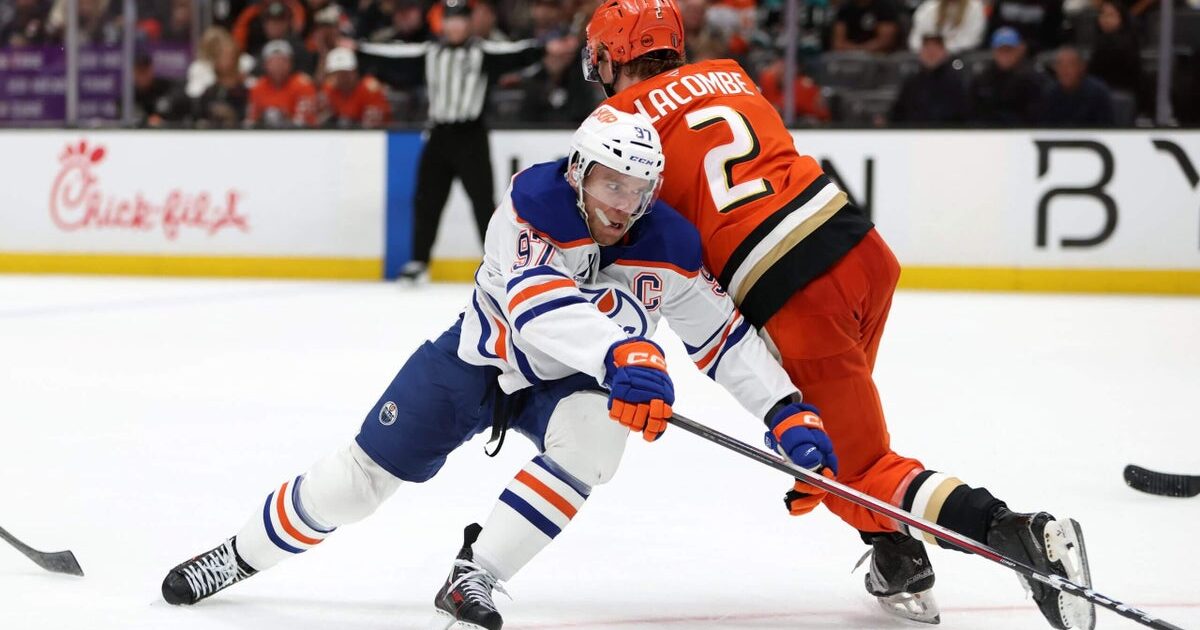 Jackson LaCombe Shines in Anaheim Ducks’ Playoff Push
