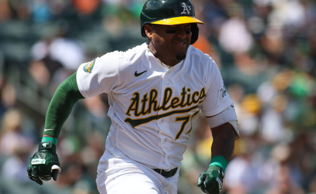 Mets Claim Andy Ibáñez Off Waivers from Athletics