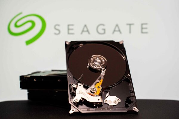Seagate’s Revenue Outlook Fuels Rally in AI Stocks